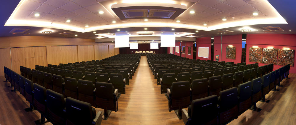 Evenia Olympic Palace Lloret de Mar Esterno foto