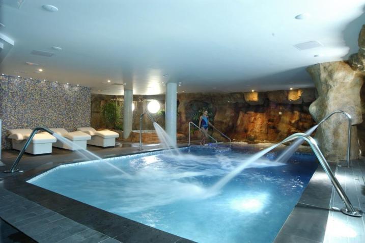 Evenia Olympic Palace Lloret de Mar Esterno foto